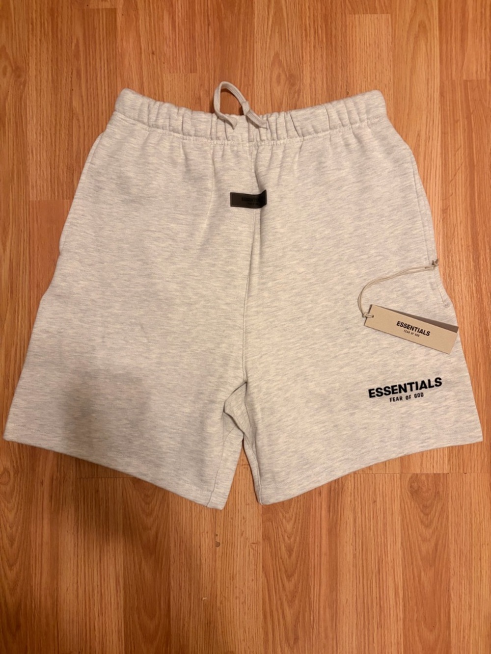 Light Oat Essentials Shorts